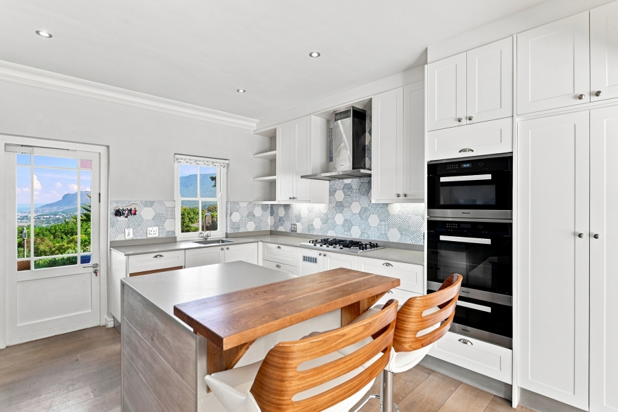 5 Bedroom Property for Sale in Ruyteplaats Western Cape